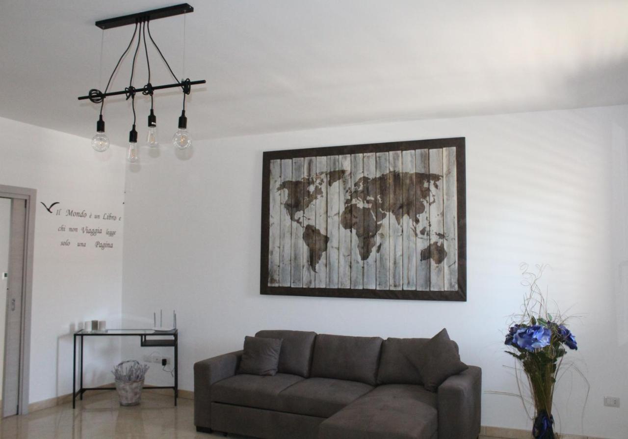 Holiday House Rosy Cavallino di Lecce Esterno foto